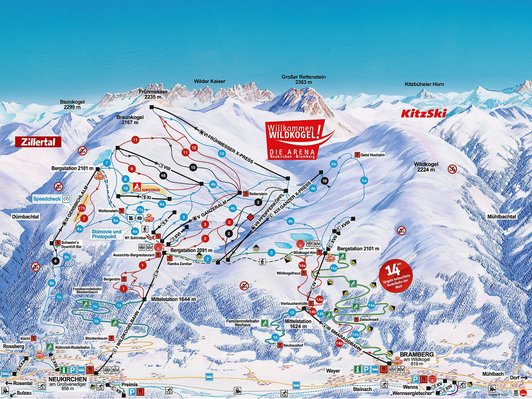 Winter panorama of the Wildkogel Arena ski region, Neukirchen