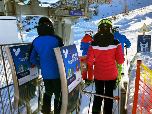 Advertising space on the check controls in the Hinterstoder-Wurzeralm ski area, Hinterstoder, Austria