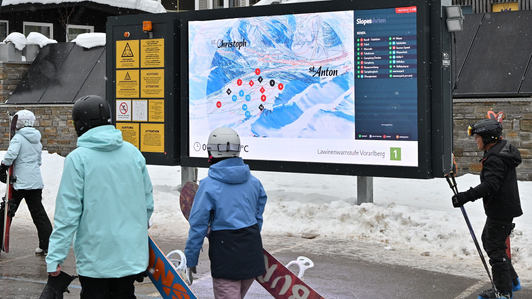 Digital signage LED video wall with content on cable car operation, snow and weather conditions, events and much more