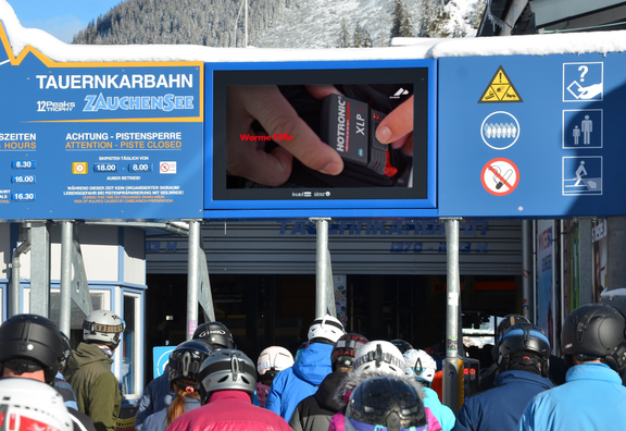 Digital signage banner system at the Tauernkar valley station with advertising spot from Zanier