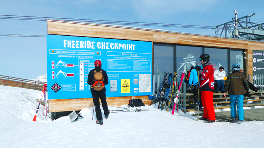 FreerideCheckpoint in the corporate design of the Sölden ski resort
