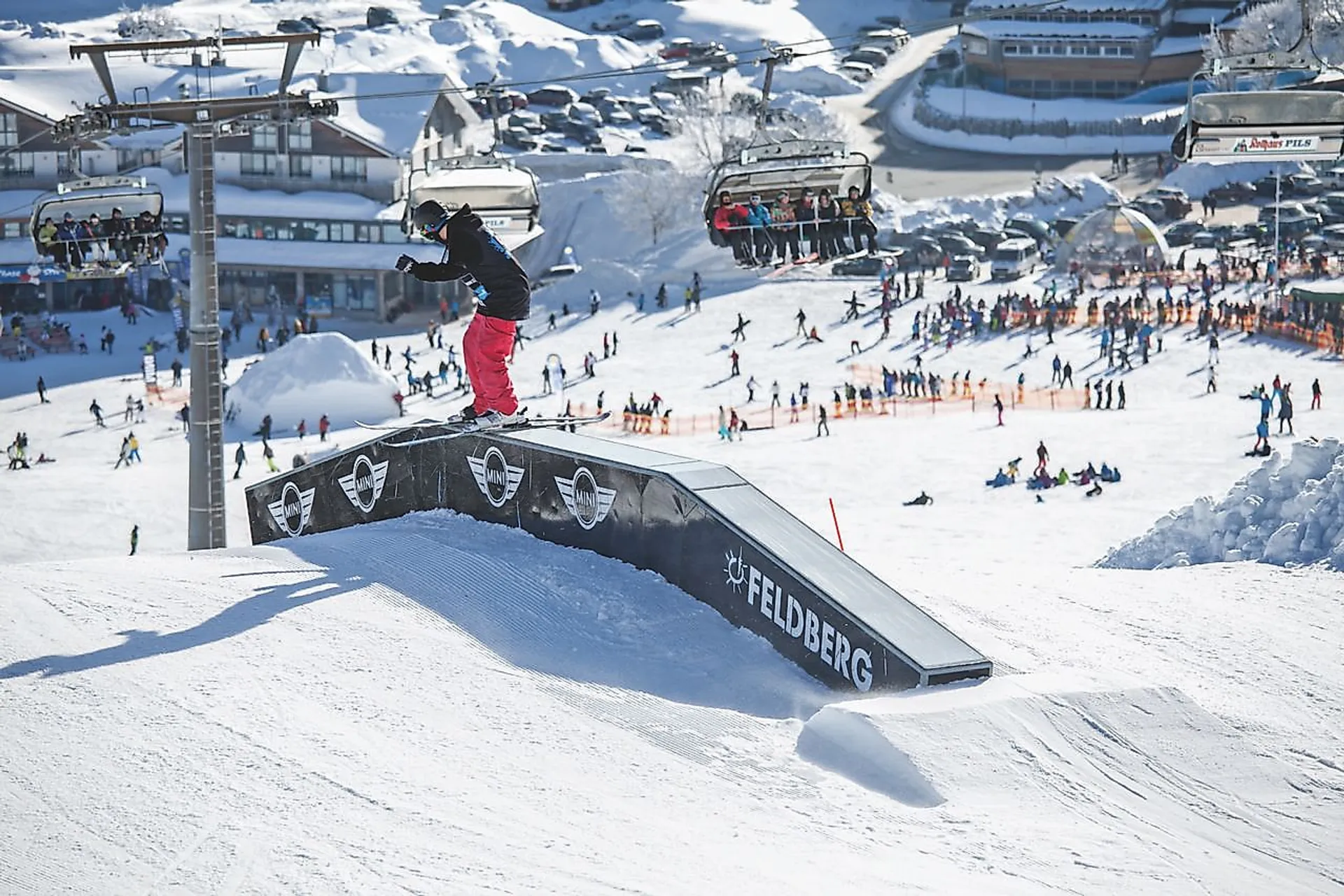 Reach young target group with exclusive Funpark branding