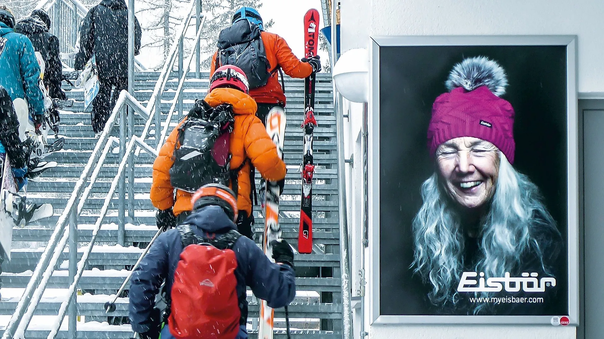 2 sheets of poster with Eisbär motif in the Ischgl ski resort